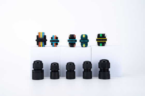 Tel Kablo Bağlantısı 32A 250VAC IP68 Su geçirmez 2 yollu Bağlantısı 6-12mm DIA