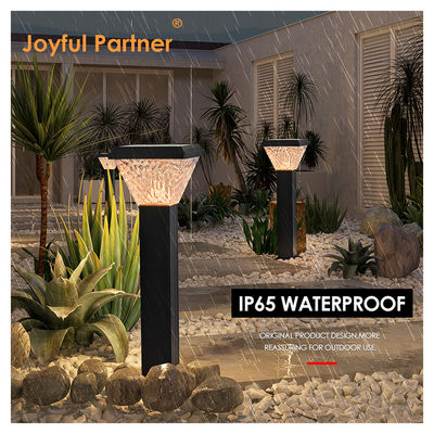 2024 LED Solar Outdoor Pathway Light IP65 Yüksek Parlaklık Güneş Paneli ile Beyaz RGB Rengi Güneş Şarjı