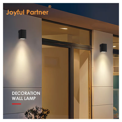 Su geçirmez IP65 Dış Duvar Lambaları 8W 45 Derece DC 24v CE Sertifikası SMD LED dökme alüminyum kaplama