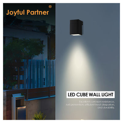 Dış İç Duvar Led Işık Kare 8W DC 24v Sıcak Beyaz SMD LED dökme Alüminyum Konut Çok fonksiyonel Çember Köşe